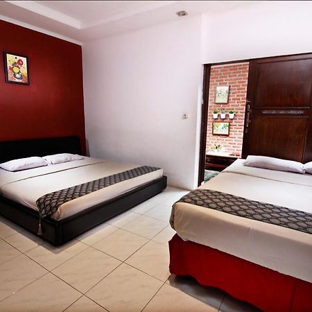 בנדונג Fora Guest House Taman Lingkar מראה חיצוני תמונה