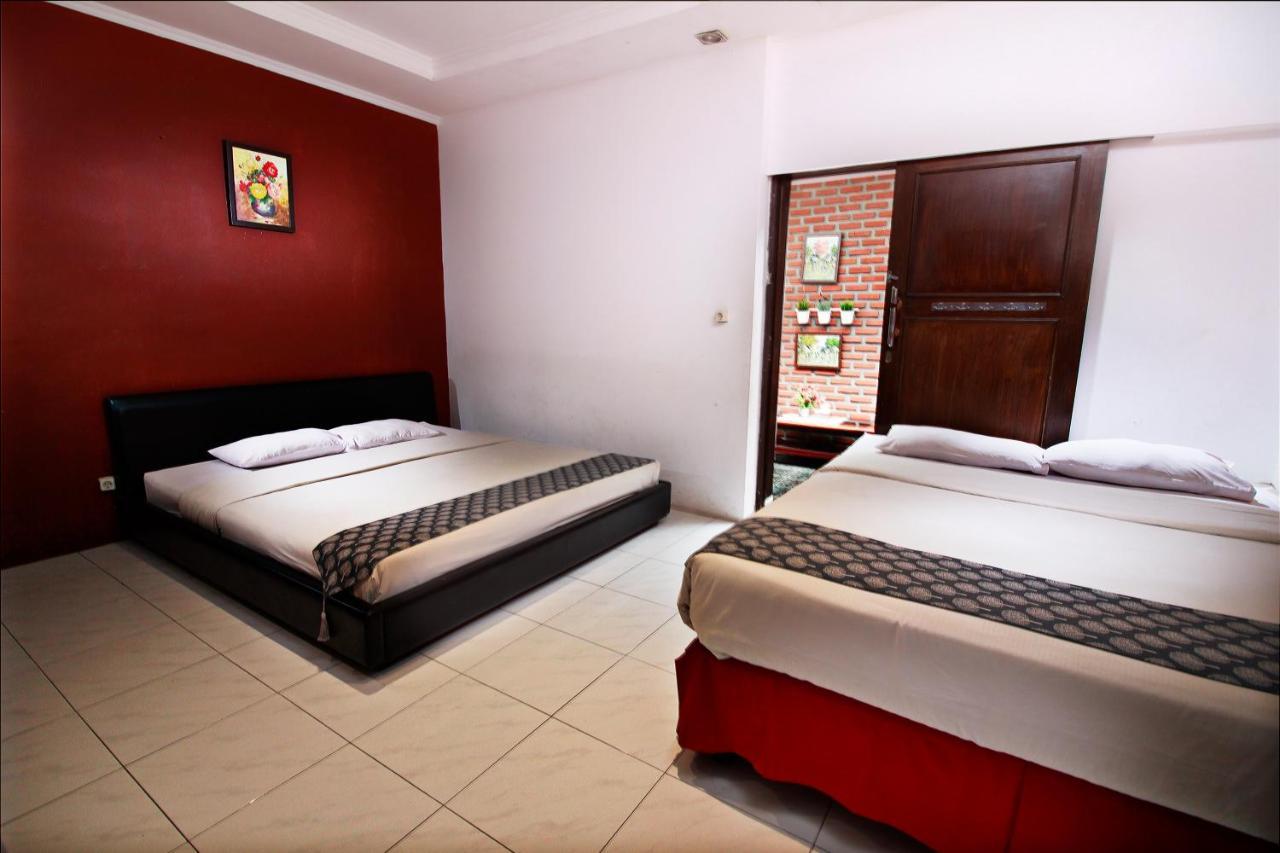 בנדונג Fora Guest House Taman Lingkar מראה חיצוני תמונה