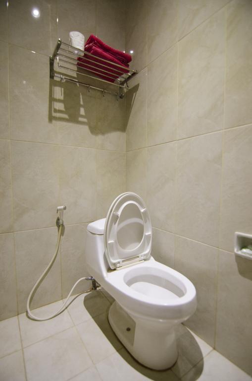 בנדונג Fora Guest House Taman Lingkar מראה חיצוני תמונה